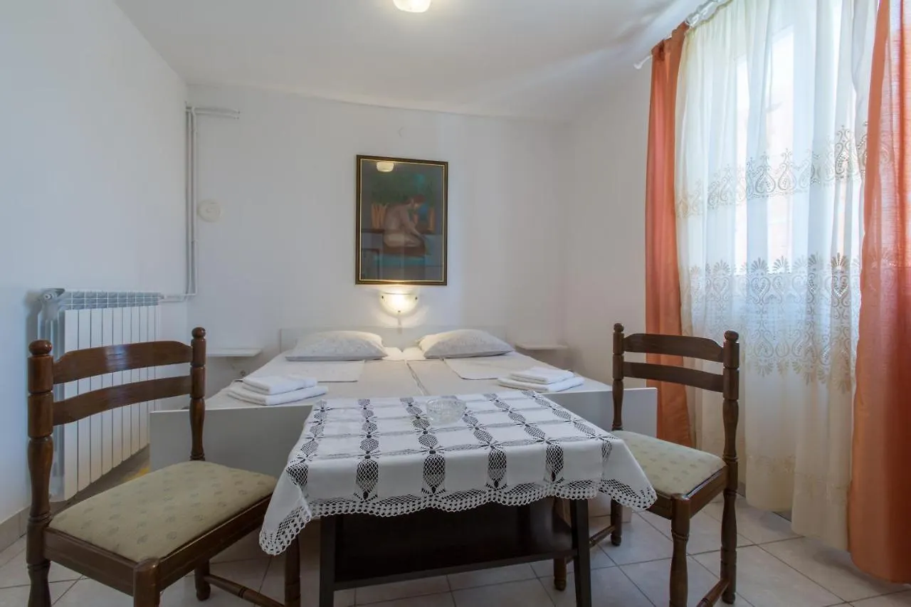 Apartments With A Parking Space Tar, Porec - 6948 Tar-Vabriga