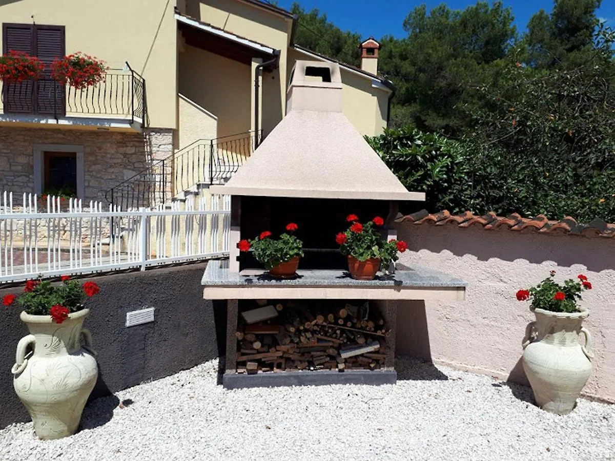 Apartments With A Parking Space Tar, Porec - 6948 Tar-Vabriga