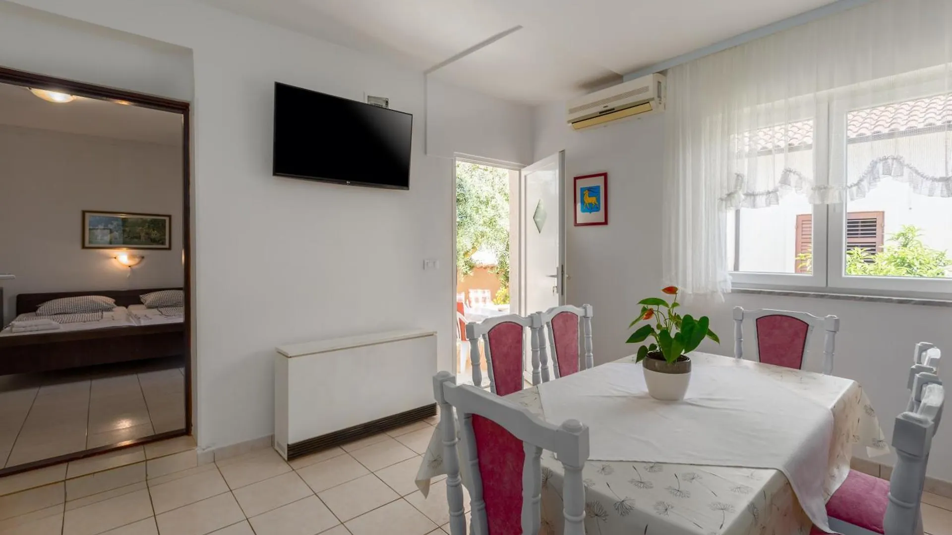 Apartments With A Parking Space Tar, Porec - 6948 Tar-Vabriga