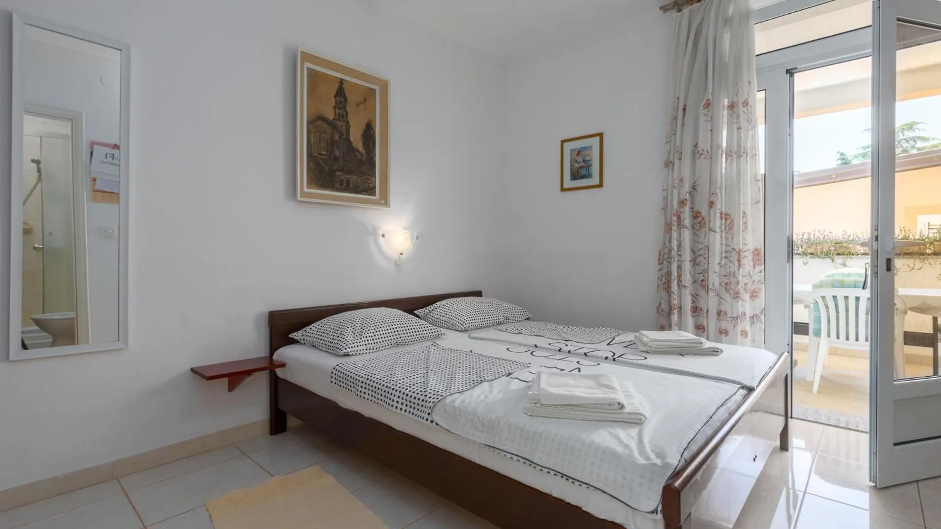 Apartments With A Parking Space Tar, Porec - 6948 Tar-Vabriga
