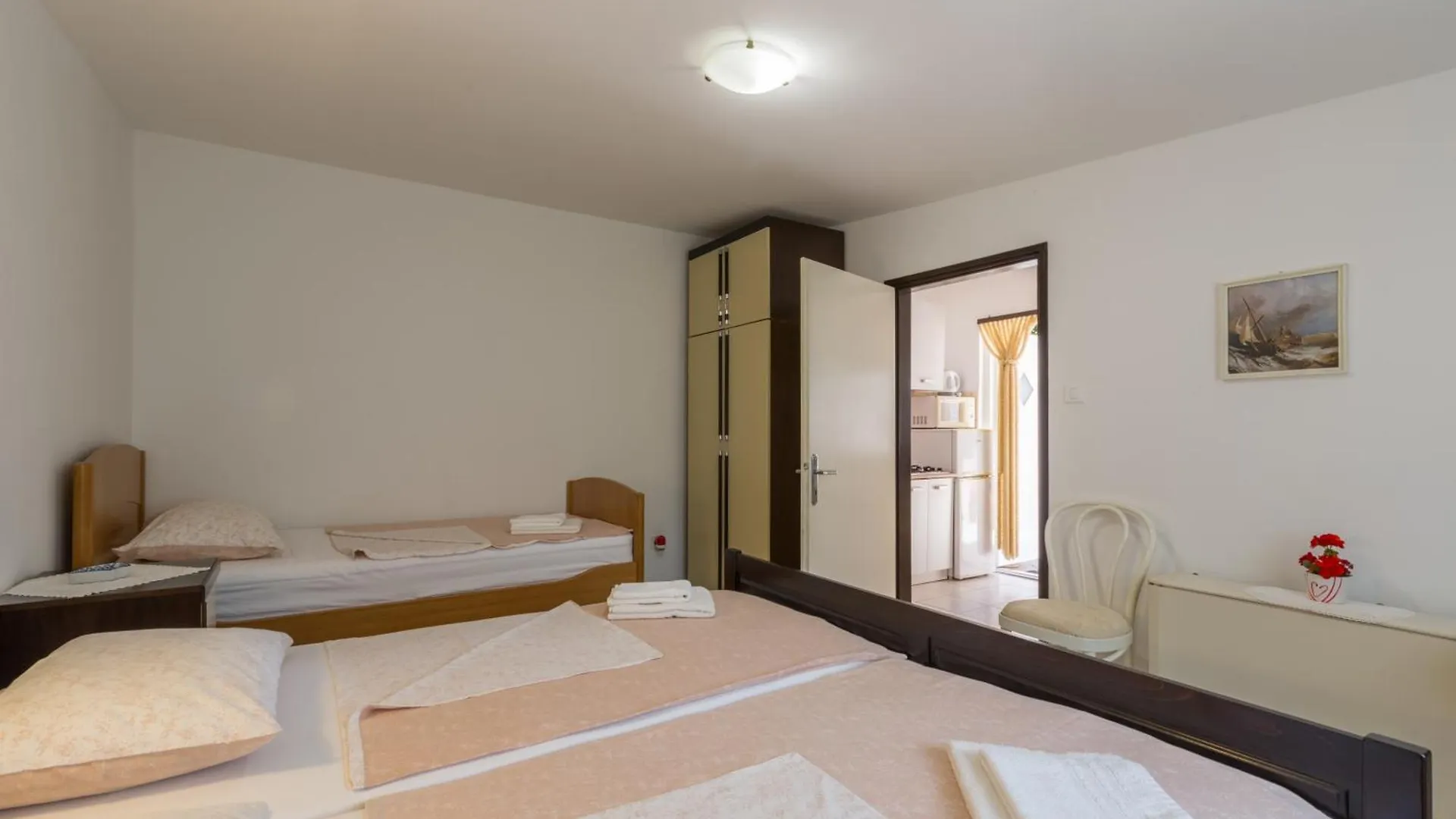 Apartments With A Parking Space Tar, Porec - 6948 Tar-Vabriga