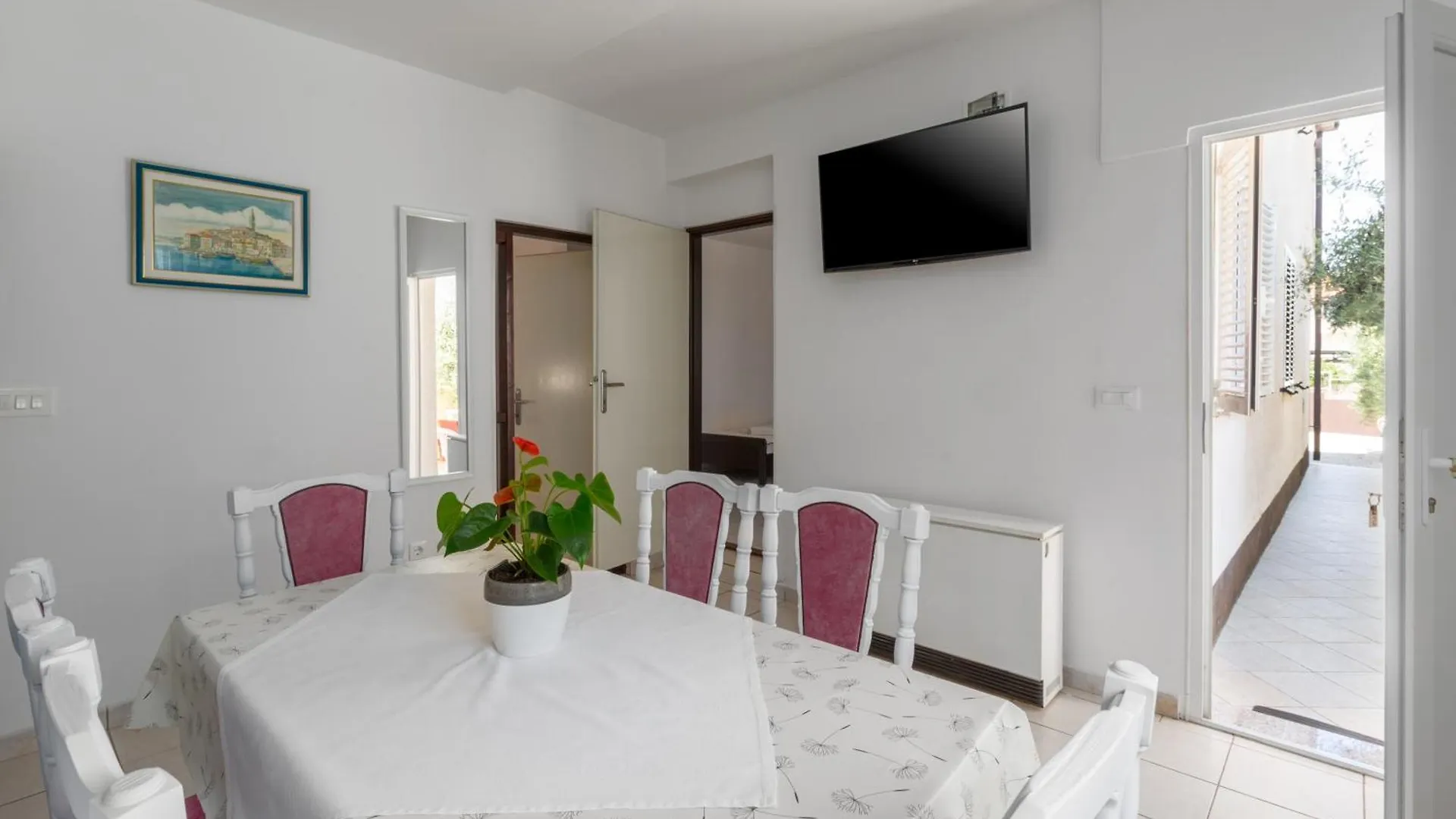 Apartments With A Parking Space Tar, Porec - 6948 Tar-Vabriga