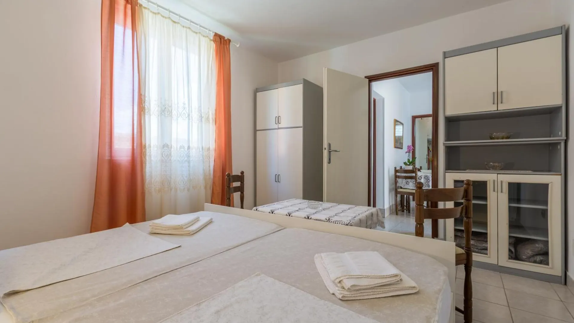 Apartments With A Parking Space Tar, Porec - 6948 Tar-Vabriga 0*,  Croatia